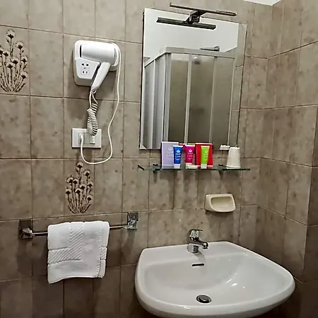 Rio Hotel 3*